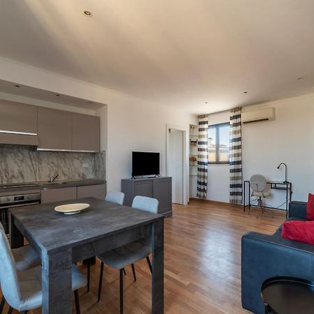 Mm San Giovanni Apartment โรม ภายนอก รูปภาพ